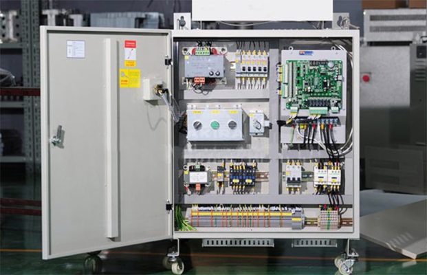 Tủ điều khiển thang máy