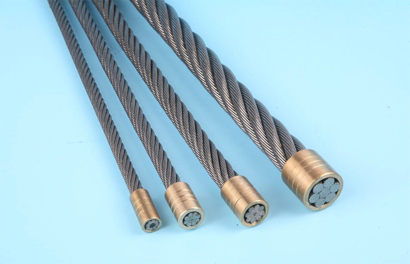 Cáp thang máy thép truyền thống